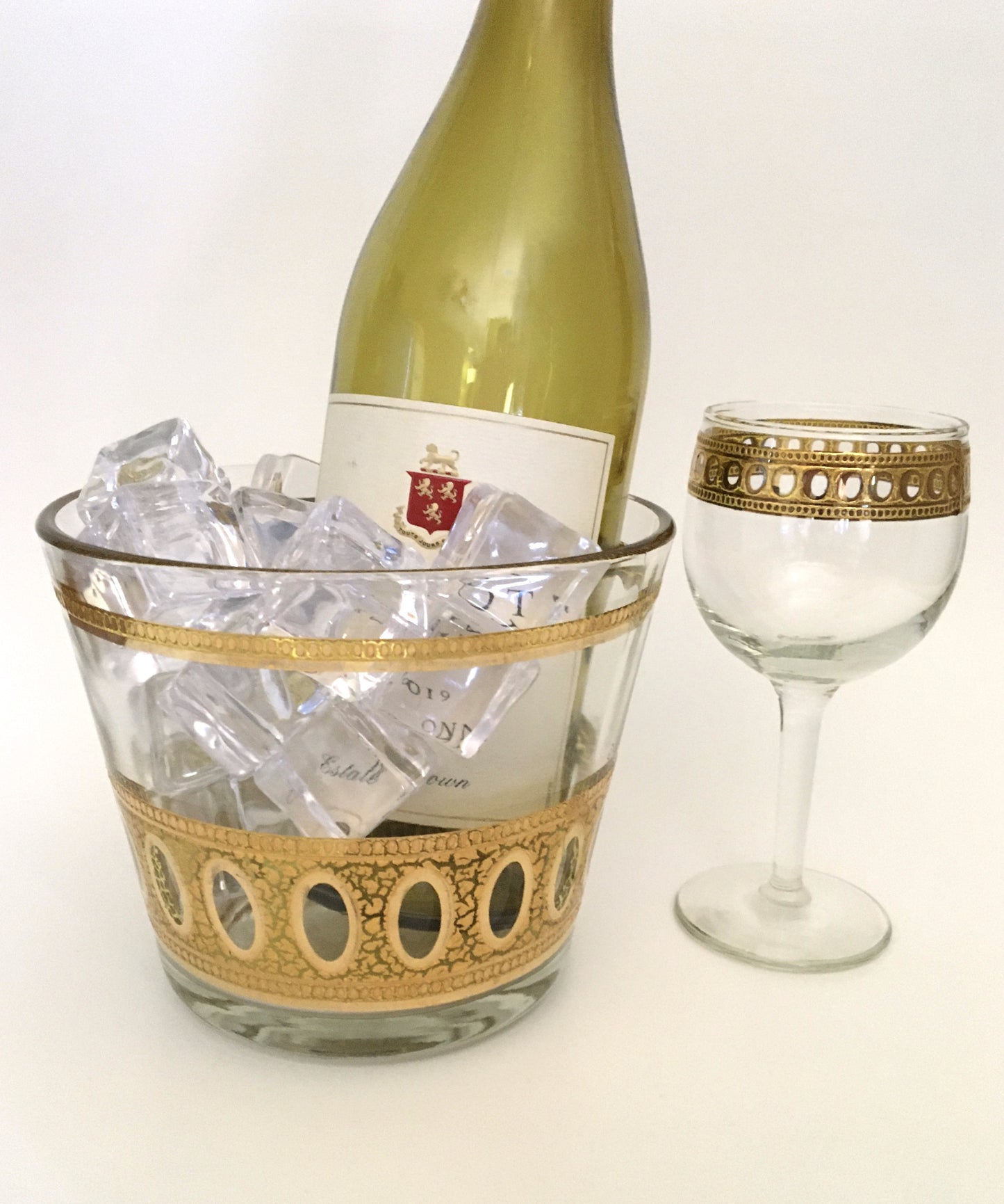 Culver Antigua Wine Glasses (2)