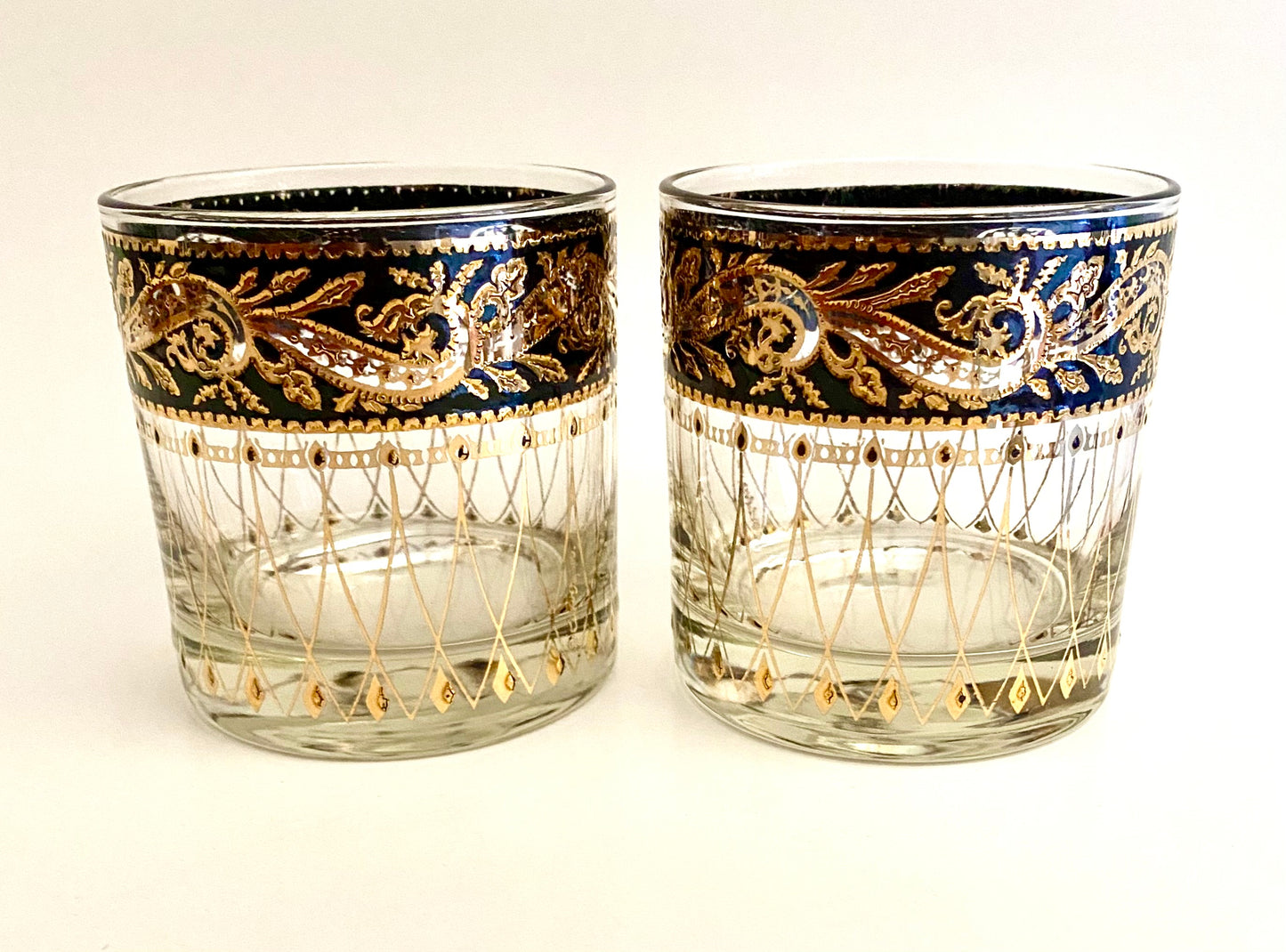 Culver Bavaria Executive Cocktails/Whiskey (Pair) 1 Available