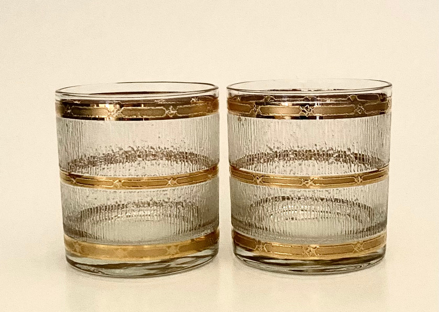 Culver Textured Gold Executive Cocktails (2)