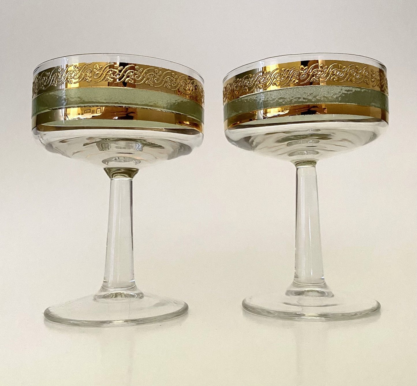 Starlyte Green Coupe/Champagne Glasses (2)