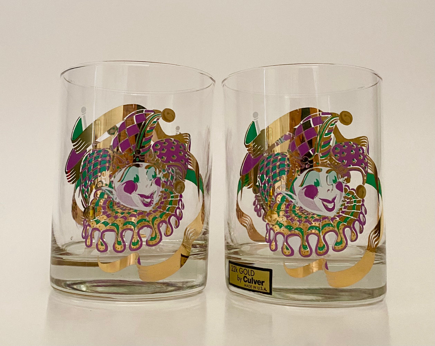 Culver Mardi Gras Masker Executive On The Rocks (2)