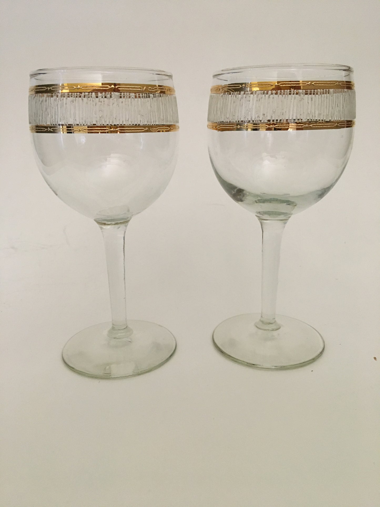 Culver Textured Gold Wine Glasses (2)