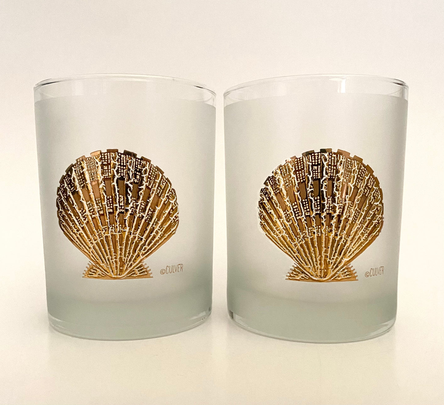Culver Gold Shell Executive On The Rocks (2)