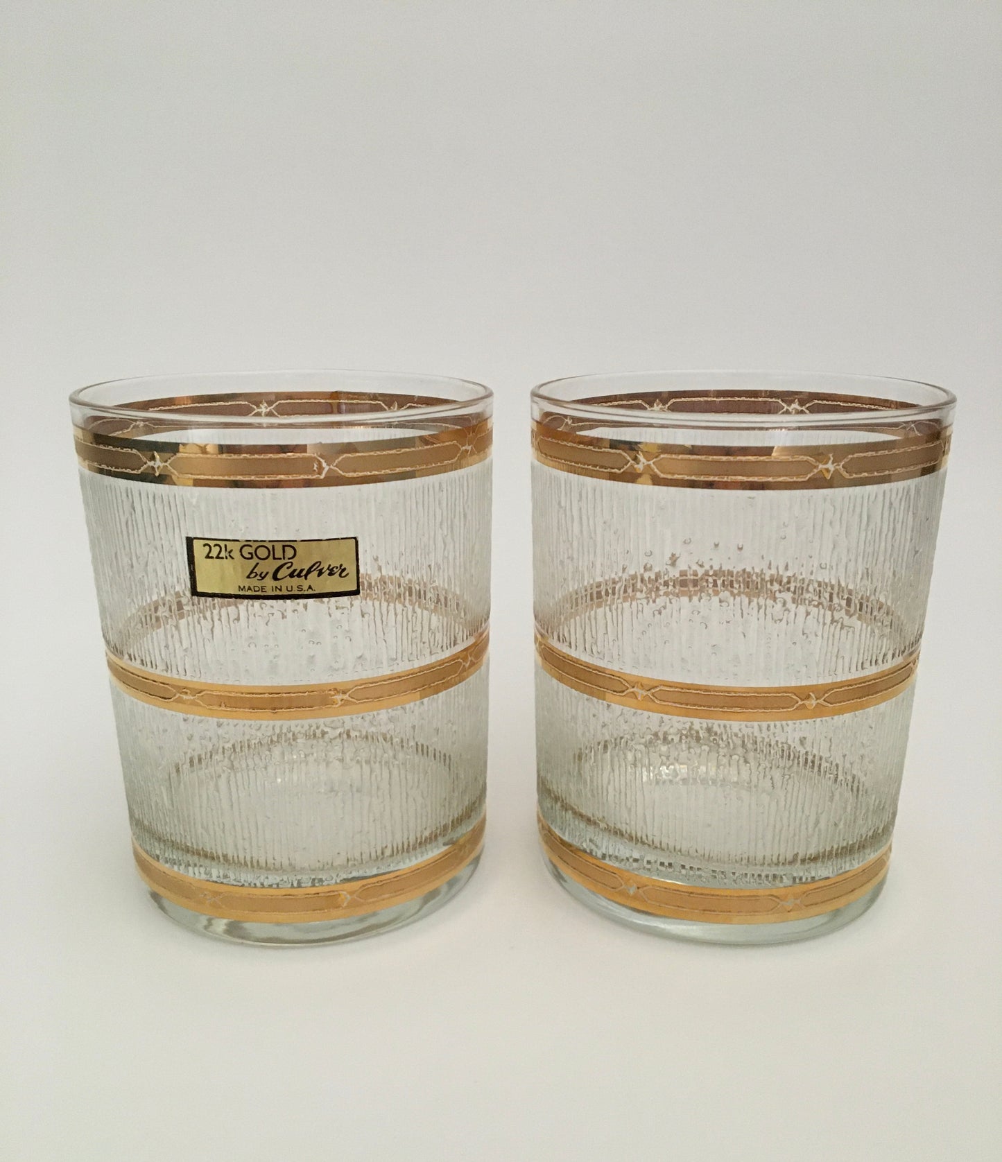 Culver Textured Gold Executive On the Rocks (2)