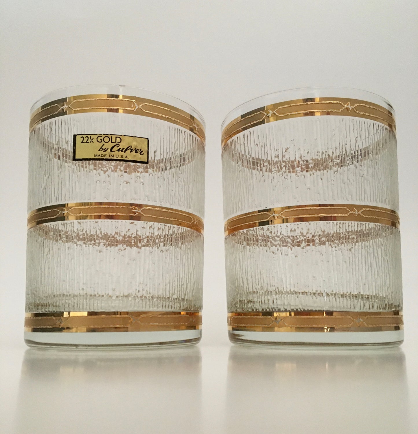 Culver Textured Gold Executive On the Rocks (2)