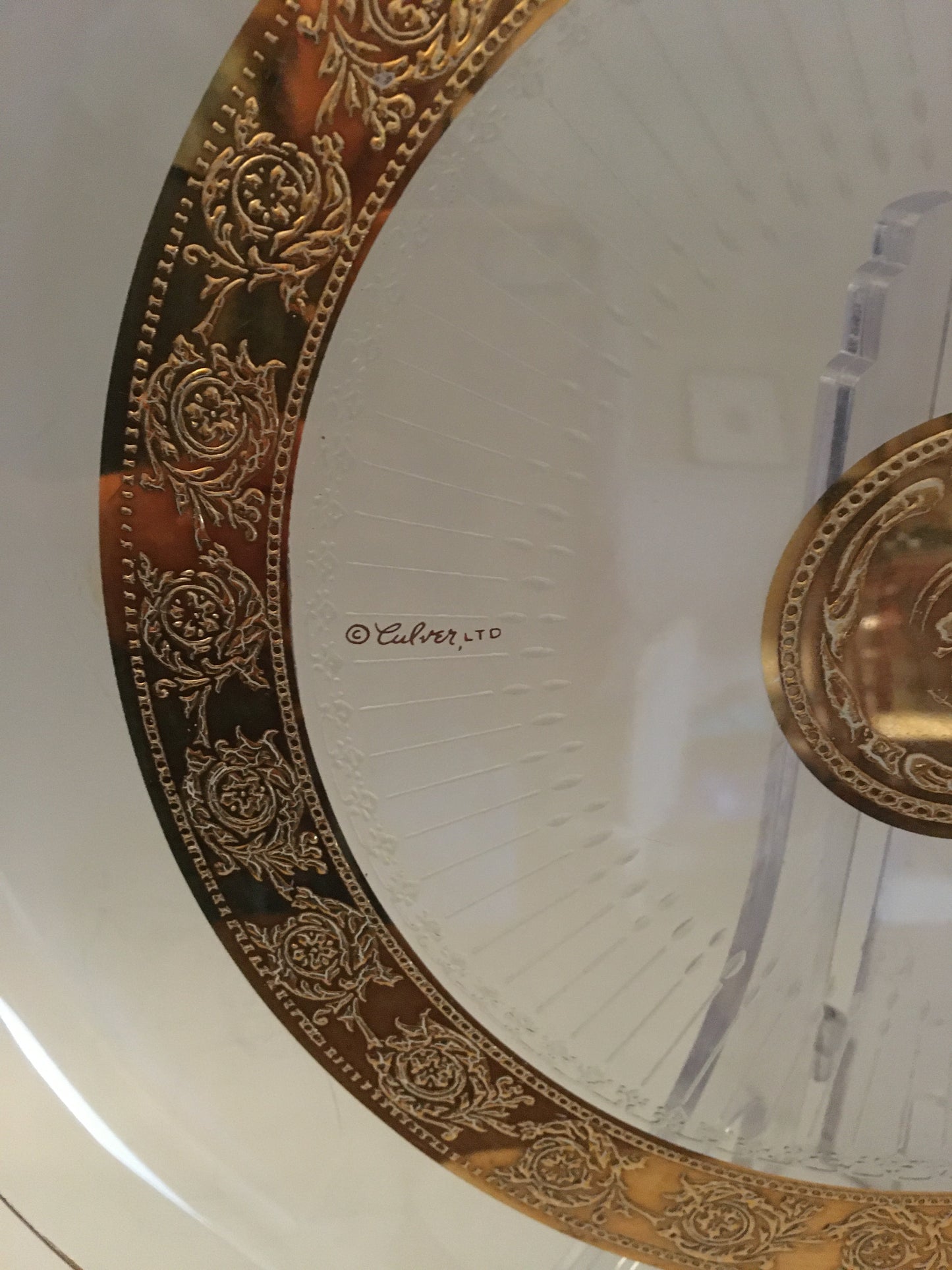 Culver Tyrol Round Tray