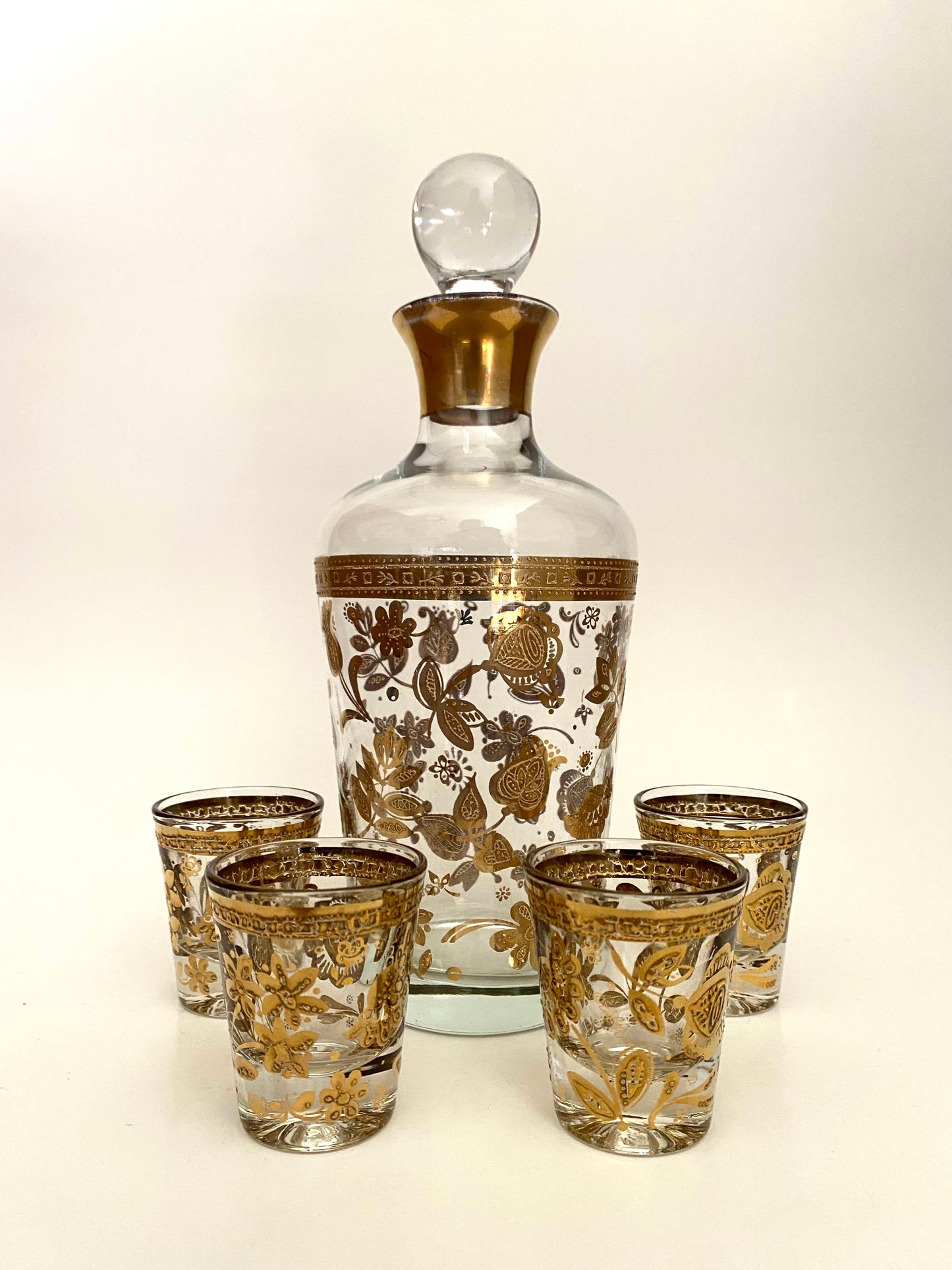 Culver Chantilly Decanter Set with Shot Glasses